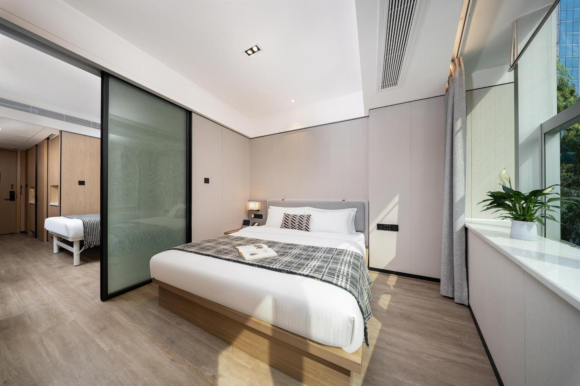 Cm Serviced Apartment Shenzhen Dongmen Екстериор снимка